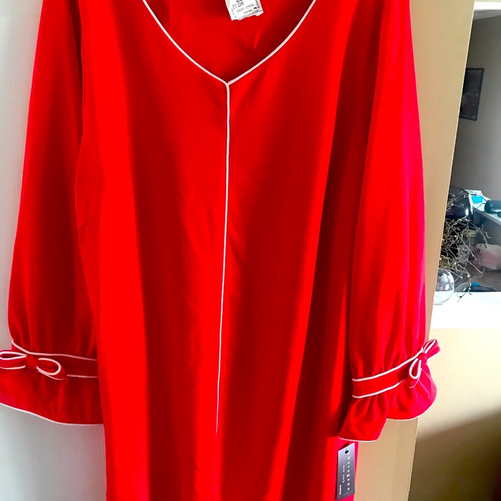 Plus size red dress